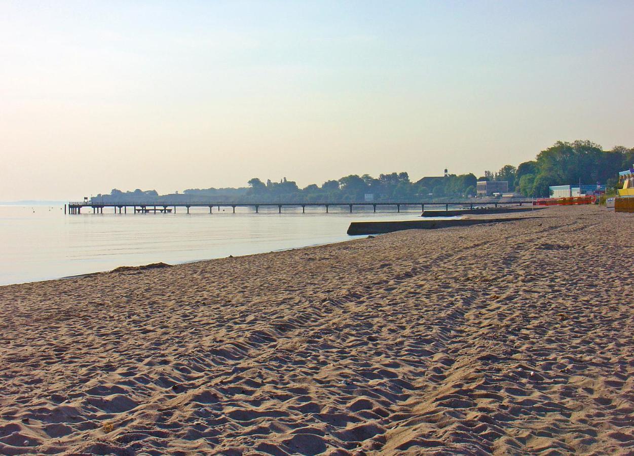 Landhaus Dreesen Appartement Timmendorfer Strand Buitenkant foto